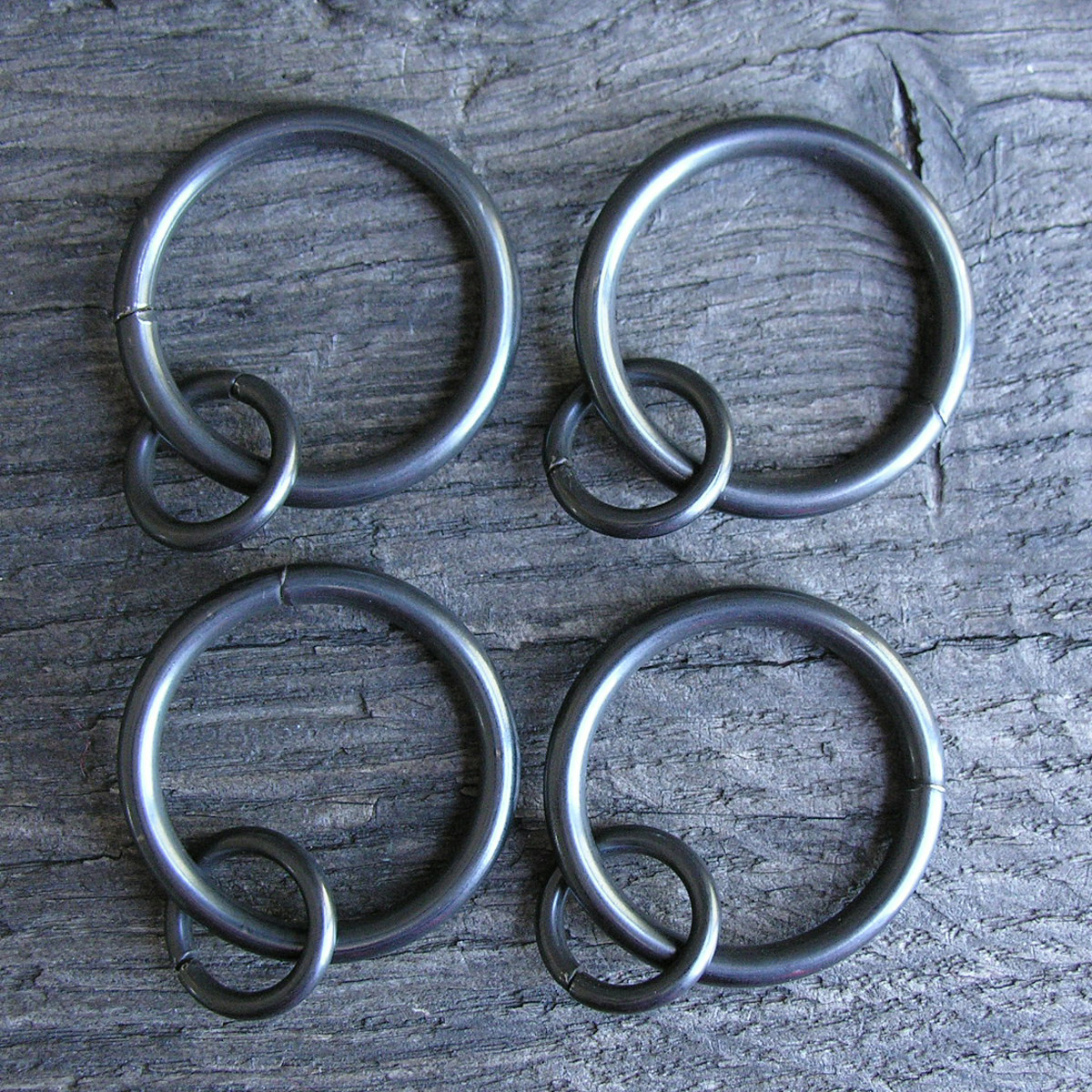 Spare Curtain Rings 19mm Graphite - Image 1