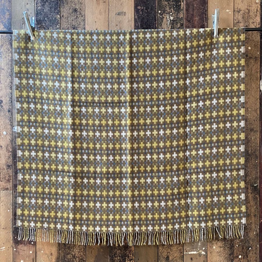 Eshton Blanket - Bronze