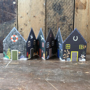 Fisherman's Huts Concertina Card - Image 1
