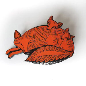 Enamel Badge - Fox and Cubs - Image 1