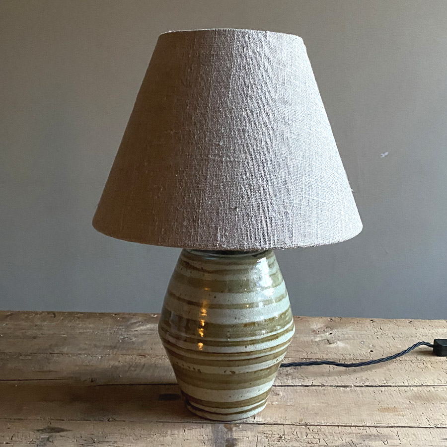 stoneware pottery lamp