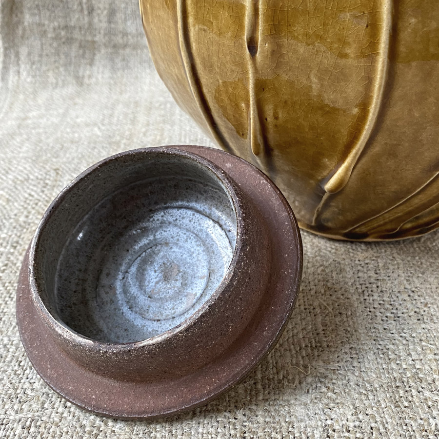 Kat Wheeler Large Jar - Tan KWJT2