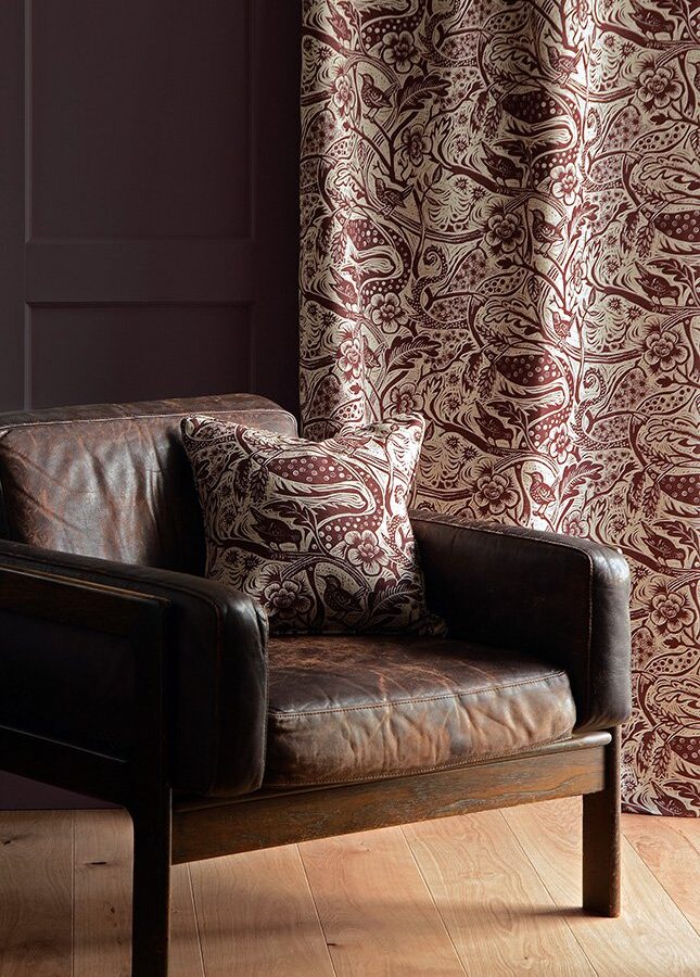 Mark Hearld Wren - Burgundy