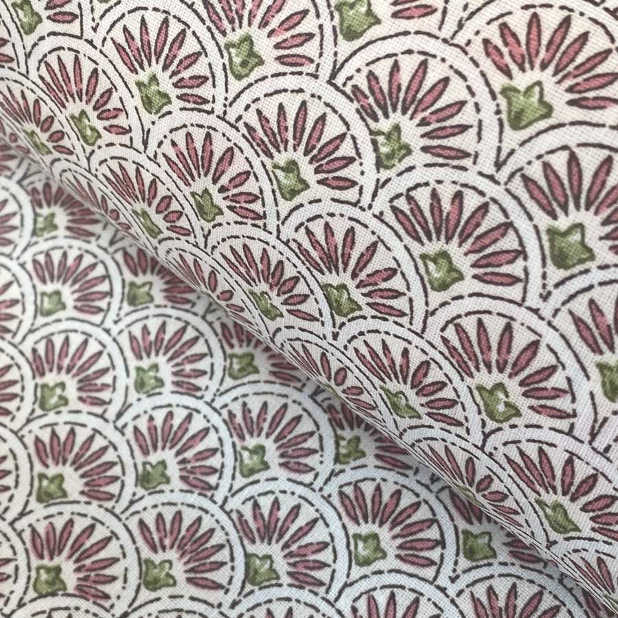 Oilcloth Scallop - Pink