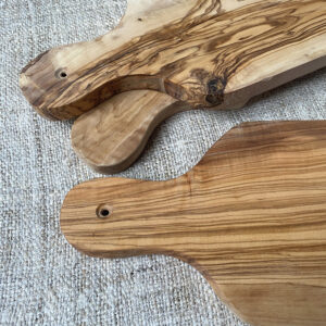 Olive Wood Chopping Board with Handle - Image 2