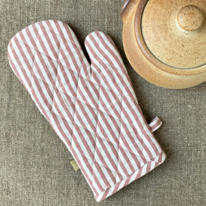 Gingham Oven Glove - Image 4
