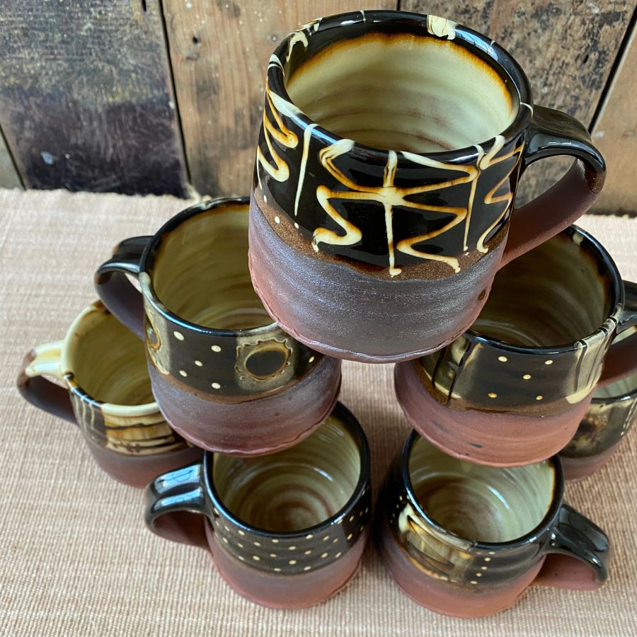 Russell Kingston Large Mug - Black RMTB