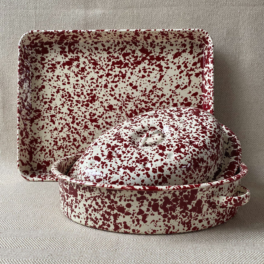 Enamelware Rectangle Tray - Burgundy and Cream
