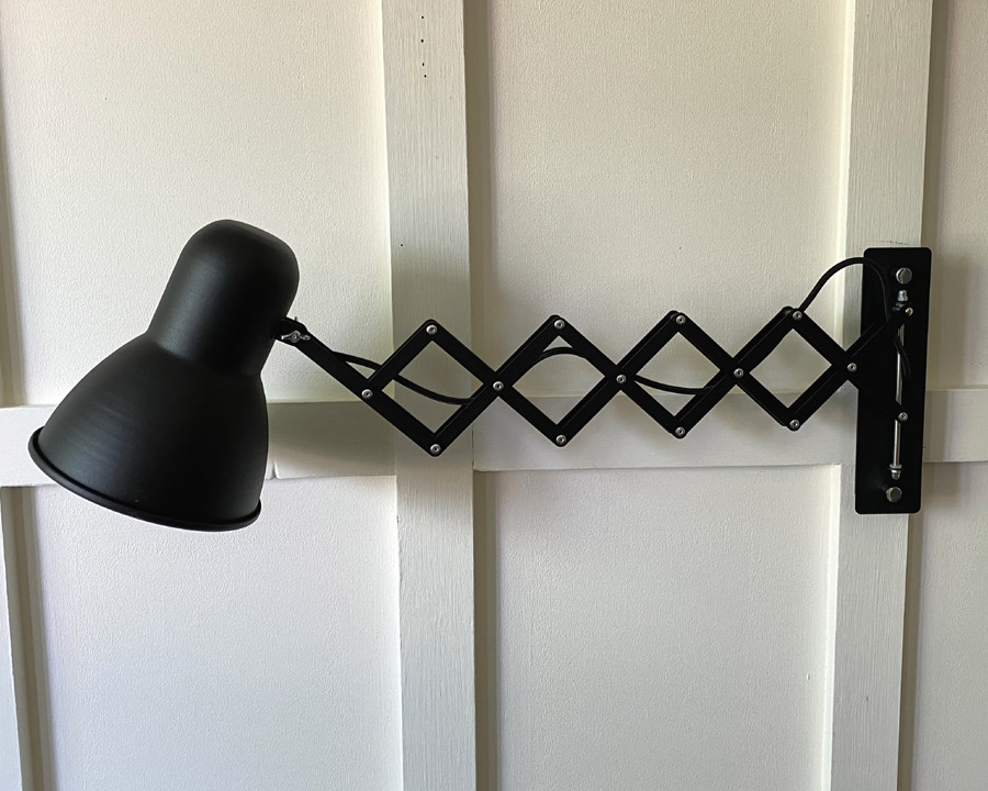 Swing Arm Accordion Lamp