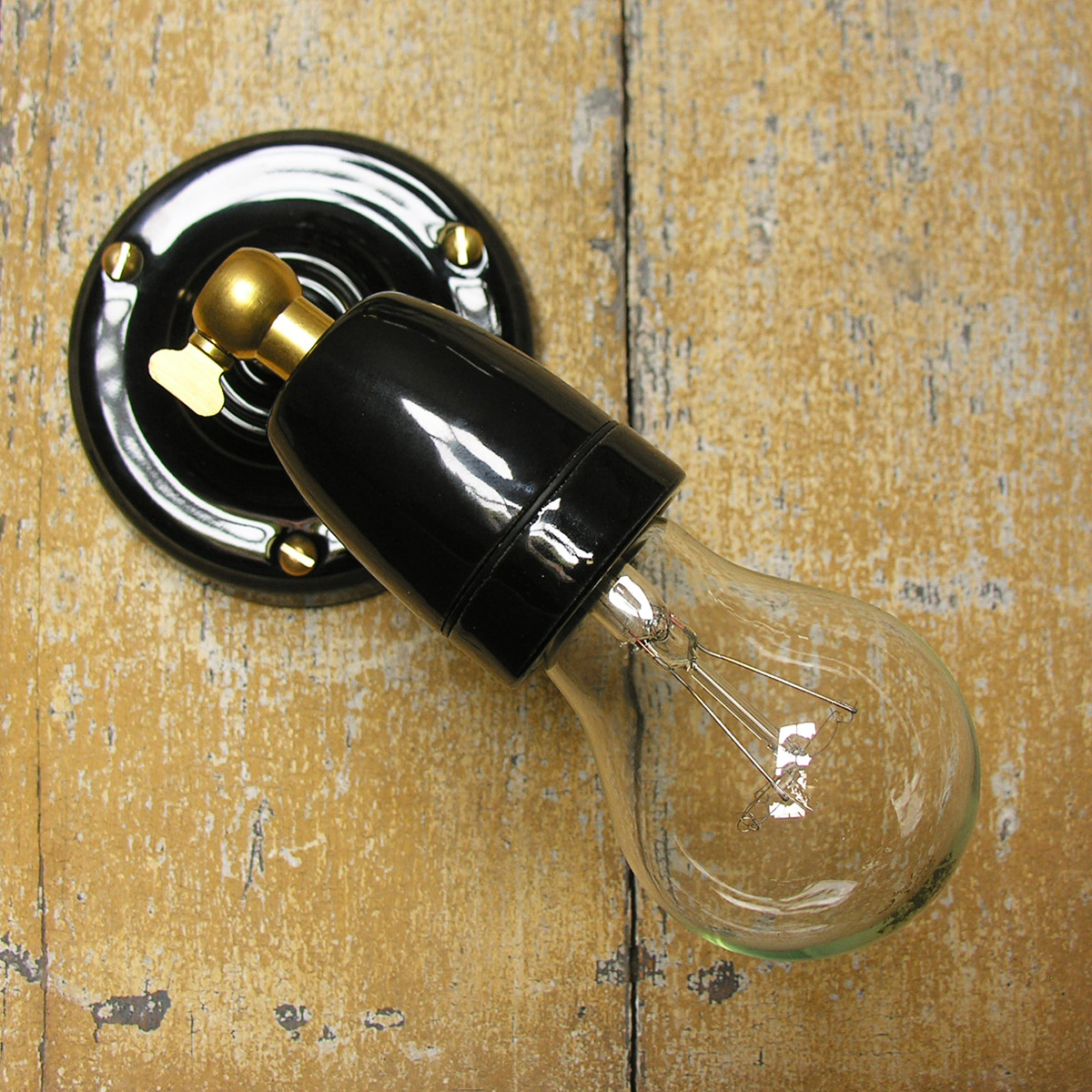 Adjustable Ceramic Wall Light: Black - Image 1