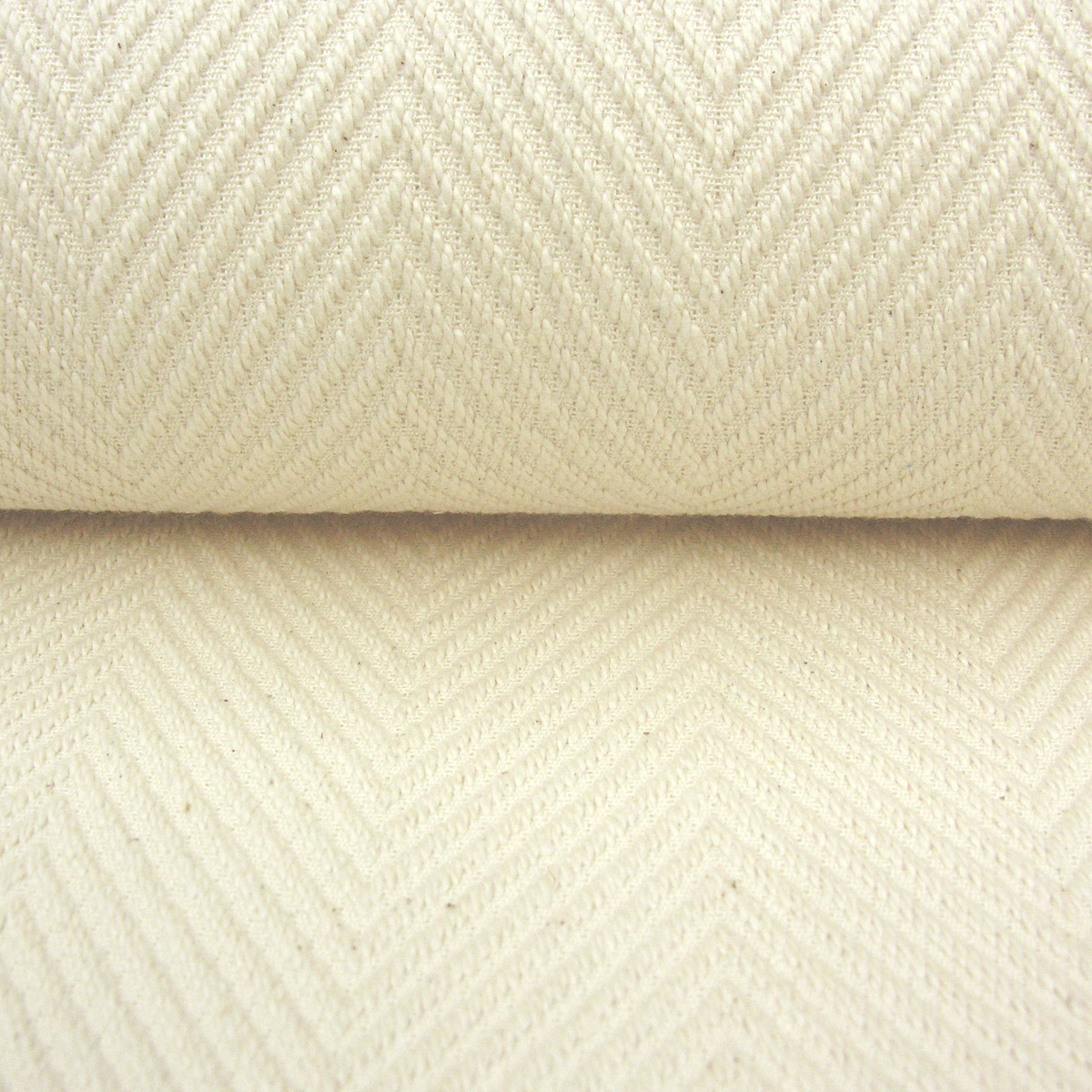 Plantation Cotton Herringbone - Cream - Image 3