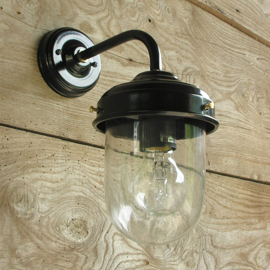 Frome Barn Light black