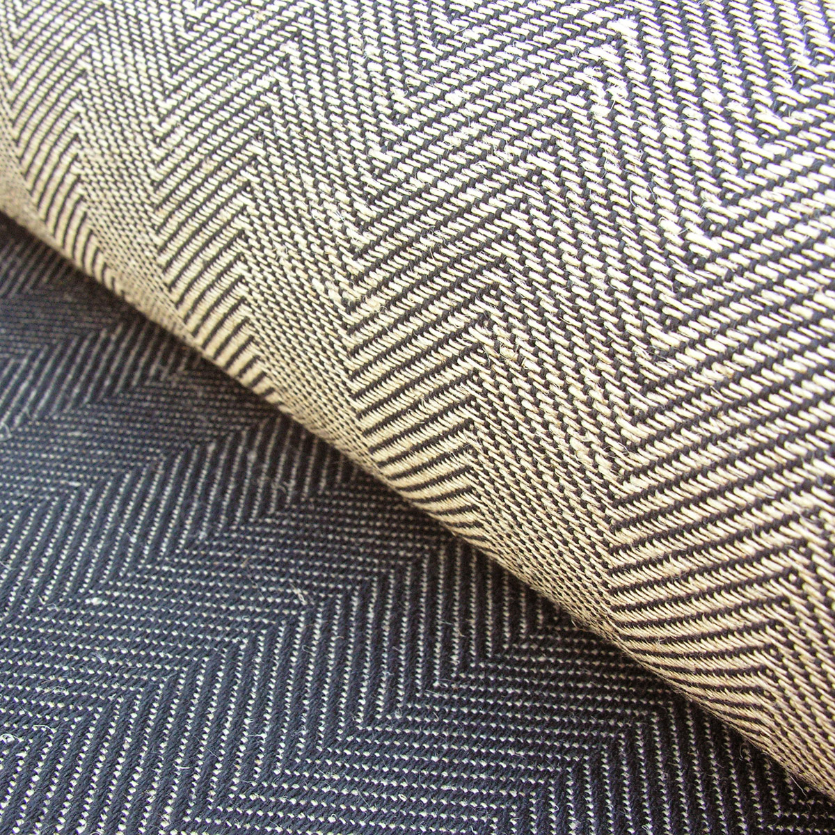 Linen Union Atlantic - Black - Image 1
