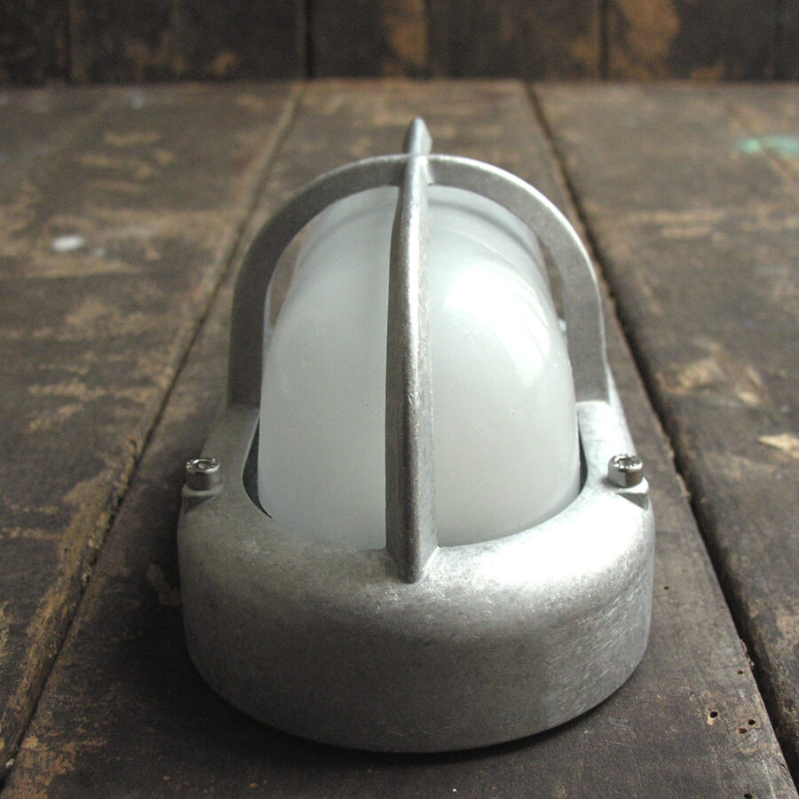 Oval Bulkhead Light with Crossguard
