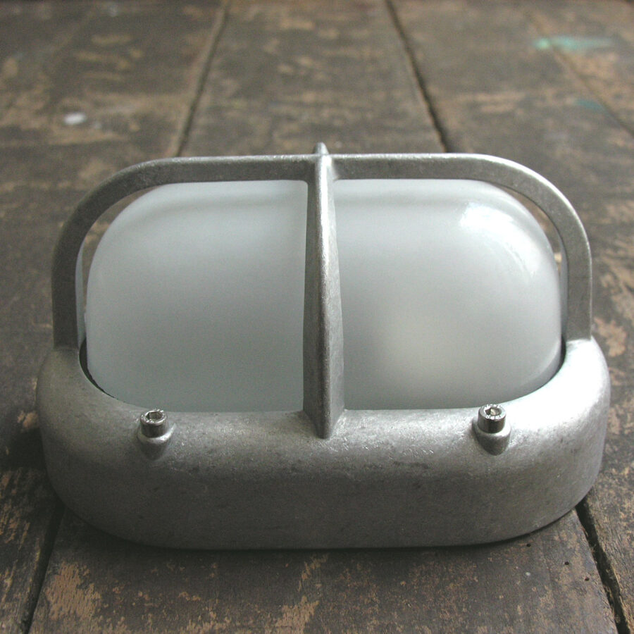 Oval Bulkhead Light with Crossguard