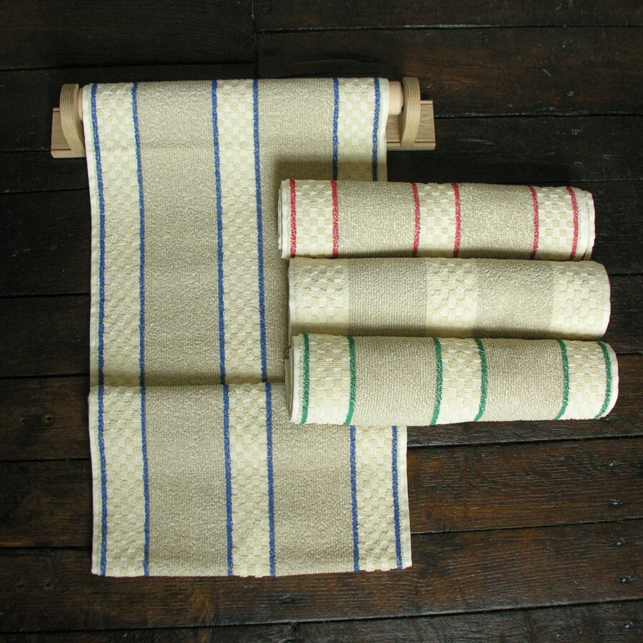 Oak Roller Towel Rail