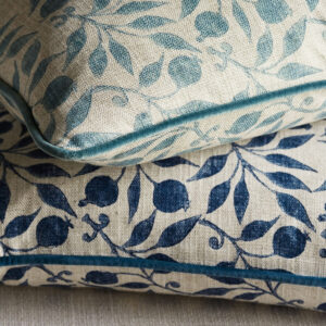William Morris Rosehip - Indigo - Image 5