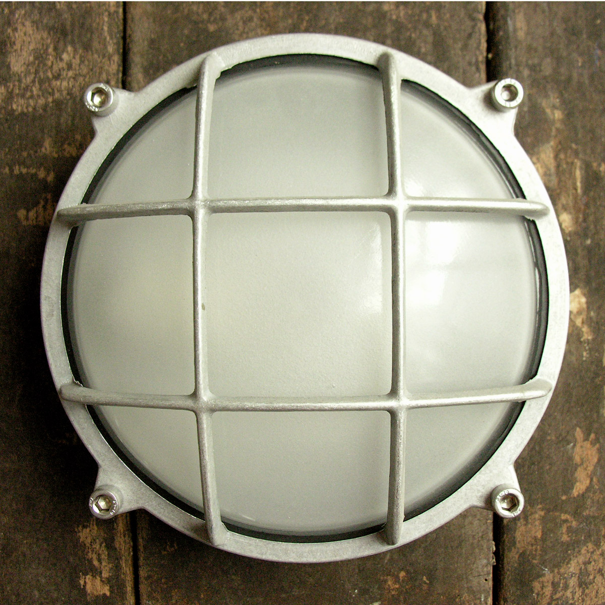 Round Bulkhead Light - Image 1