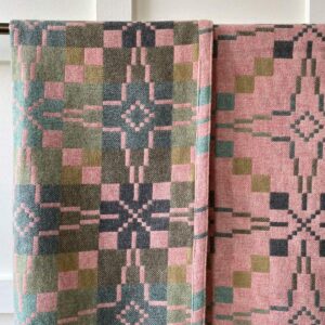 Vintage Star Welsh Throw - Blossom - Image 4