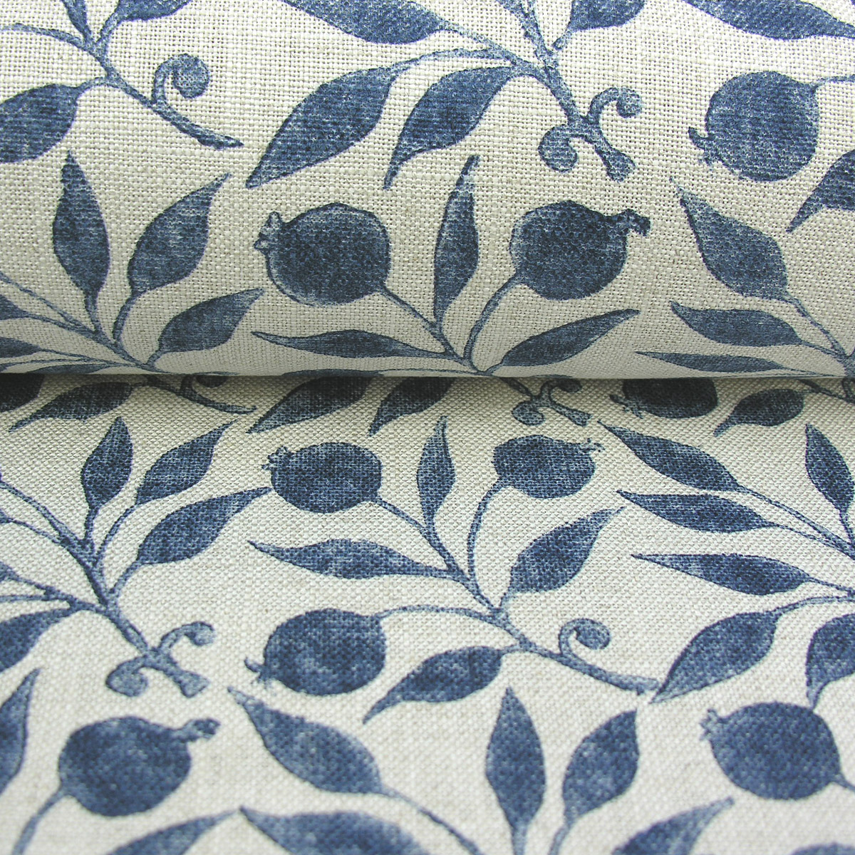 William Morris Rosehip - Indigo - Image 3