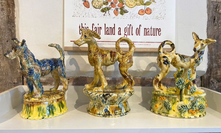 Mark Hearld ceramic Hounds