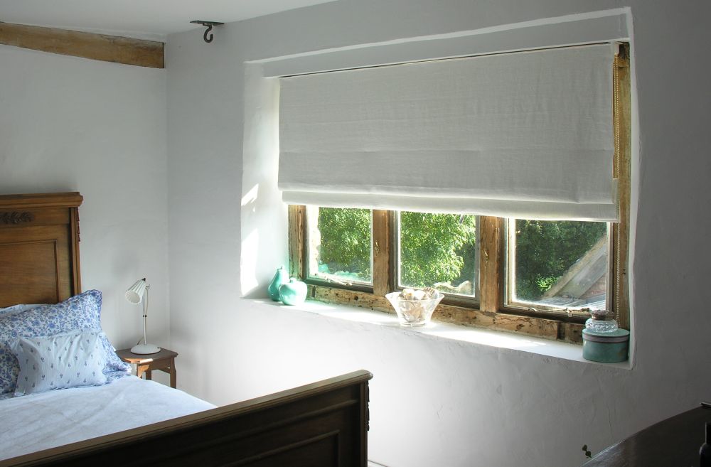 Tinsmiths Made to Measure - Roman Blinds