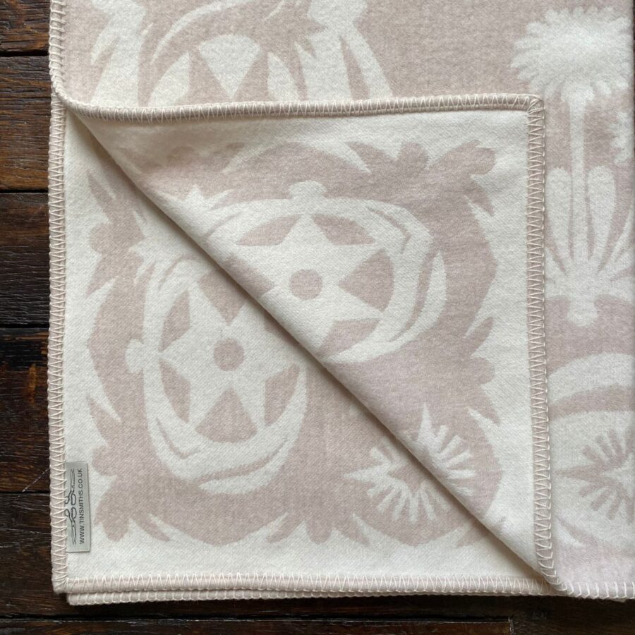 Papercut Flowers Wool Blanket Cream