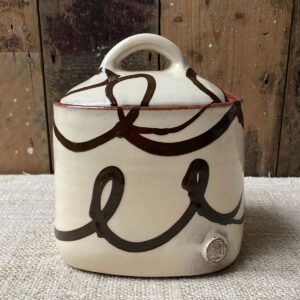 Erica Taylor Low cream slipware jar with lid