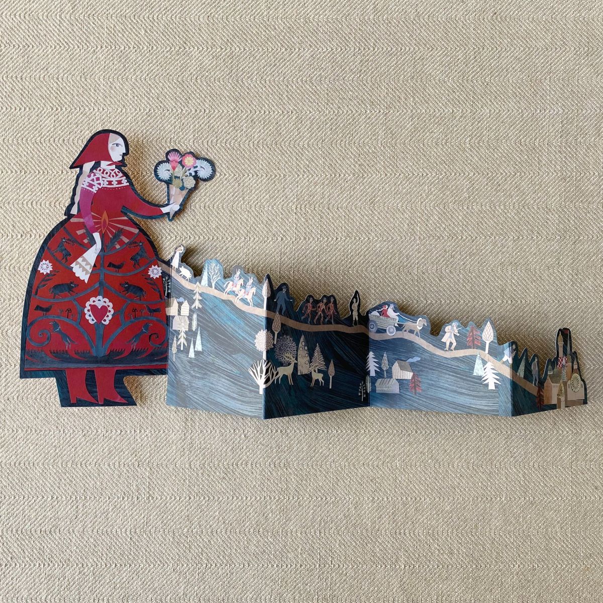 Sarah Young Storyteller concertina Card