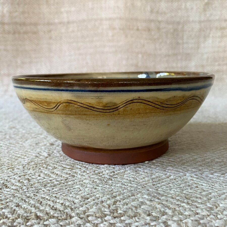 Jennifer Hall Slipware Breakfast Bowl - Fish Duo JHBB2