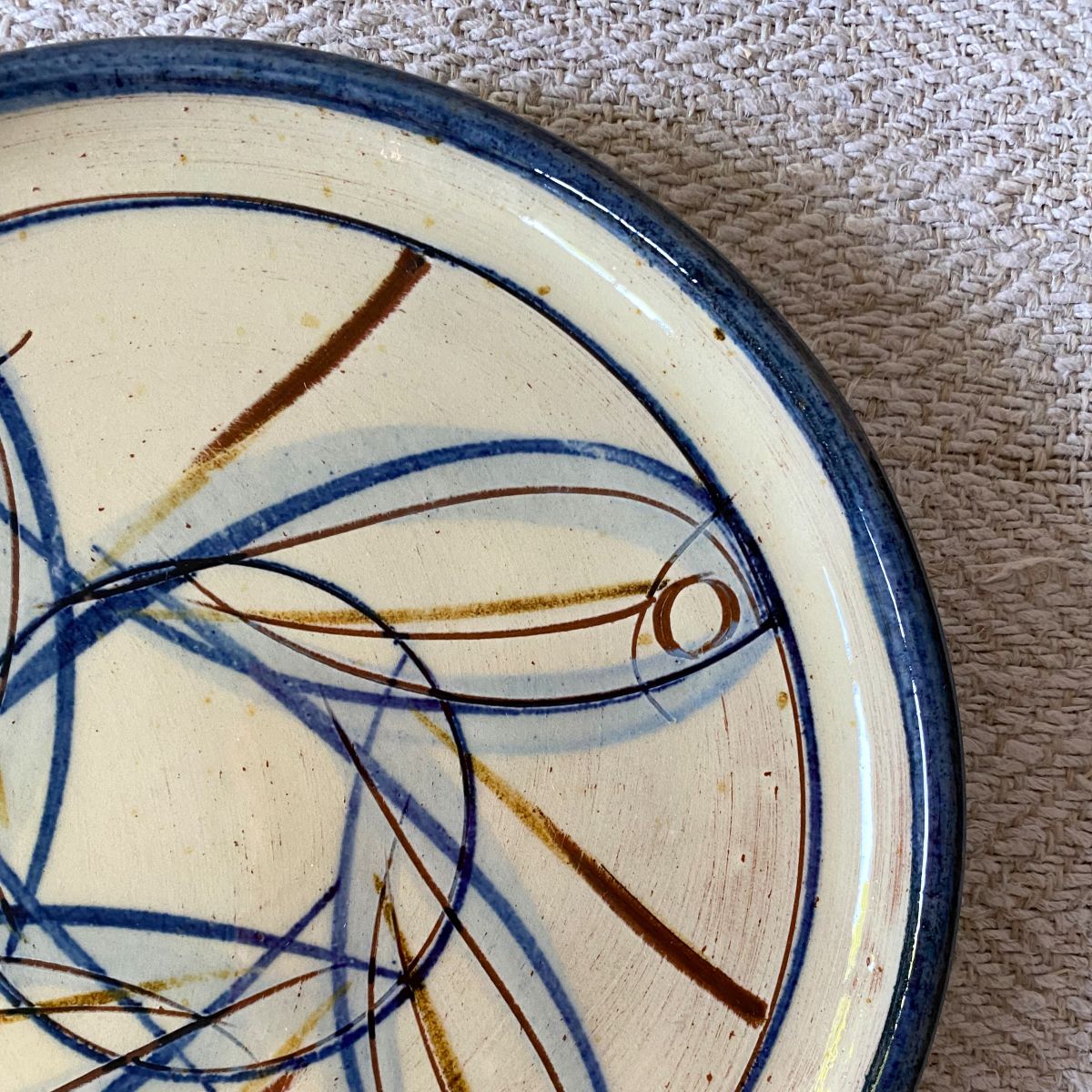 Jennifer Hall Slipware Side Plate - Shoal JHSP1 - Image 2