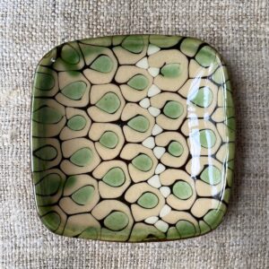 Patia Davis Biscuit plate on linen backcloth