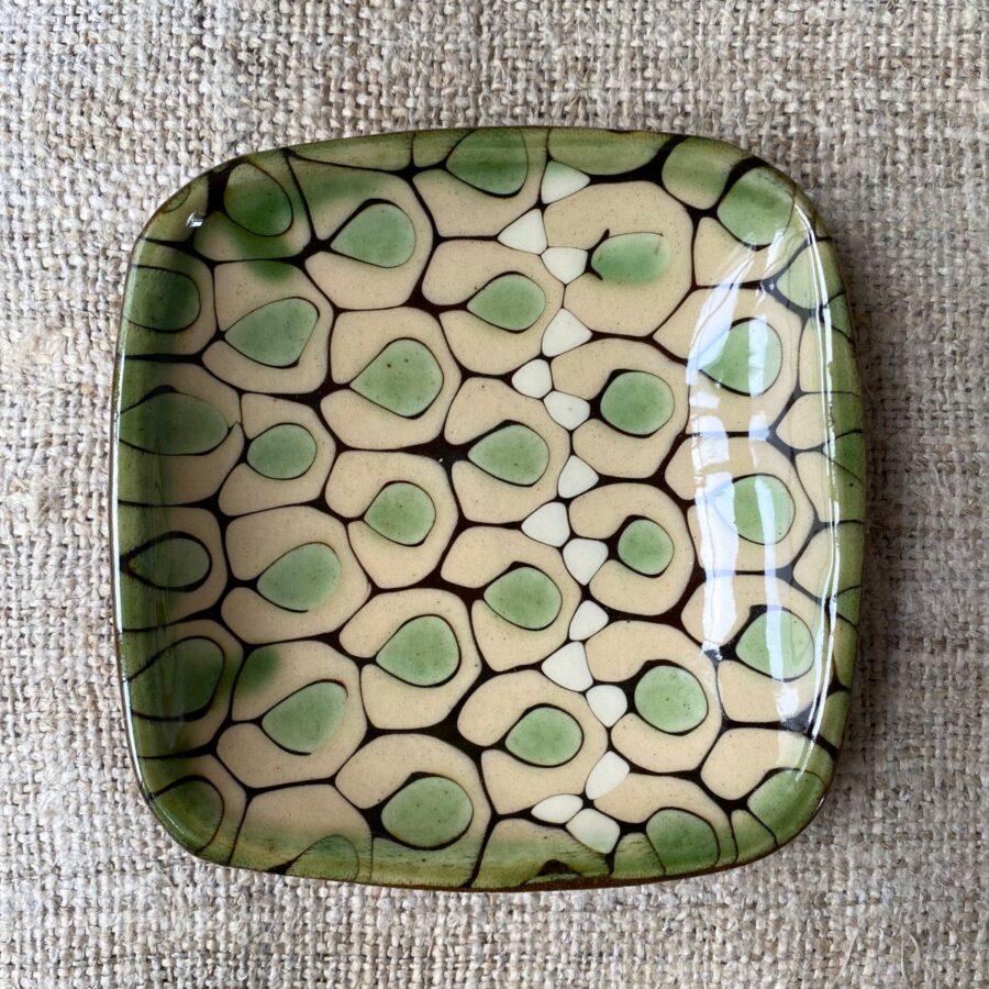 Patia Davis Biscuit plate on linen backcloth