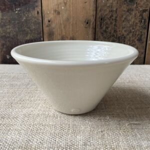 Stuart Houghton Medium Deep Bowl in white glaze