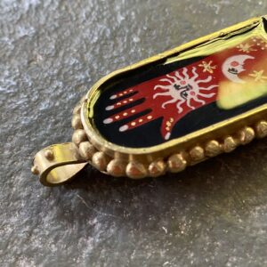 Ann Taylor Brass Jewellery Pendant Glove