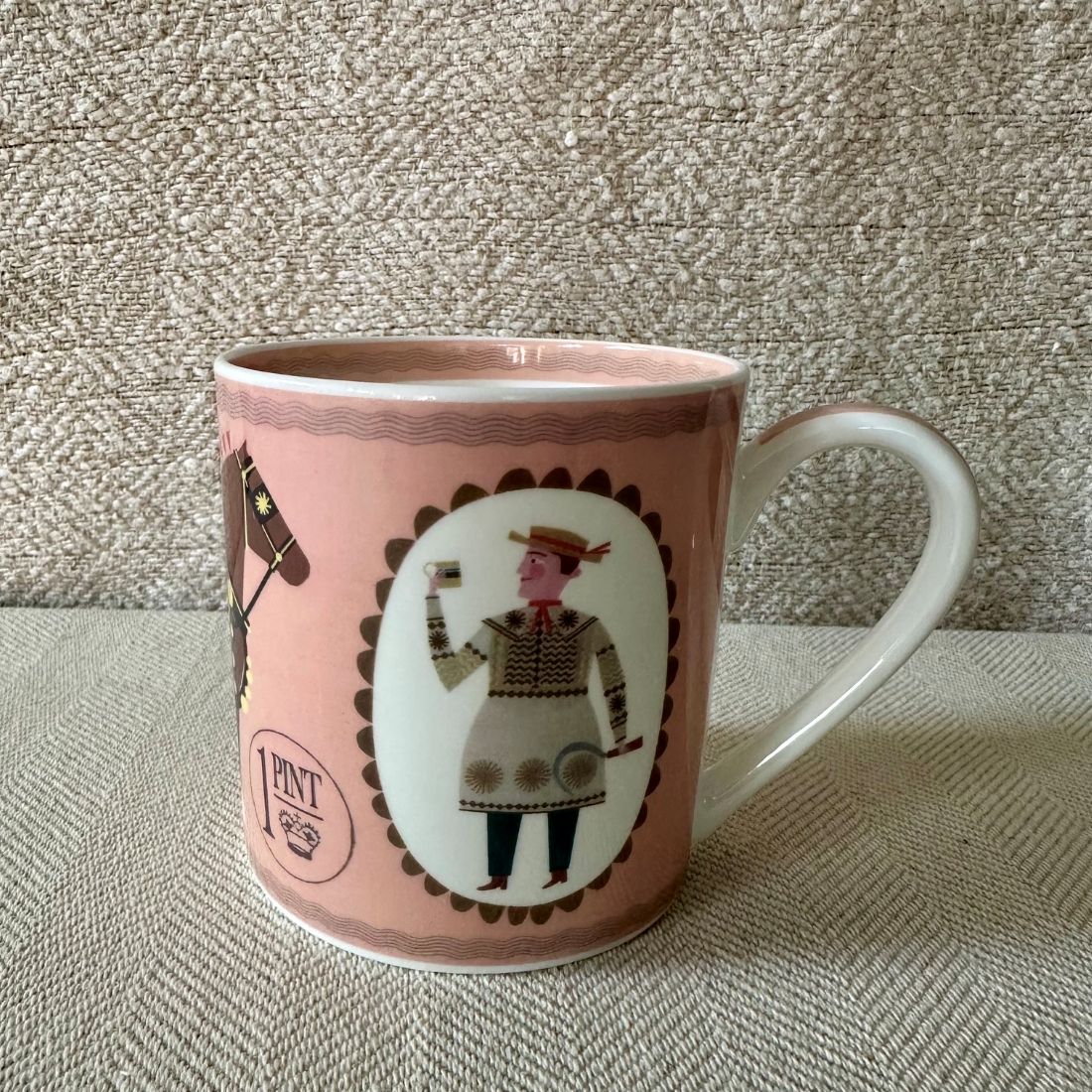 Marion Elliot 1 pint mug