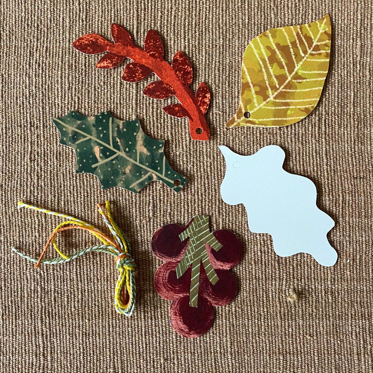 Hadley Gift Tags Berries & Leaves flatlay